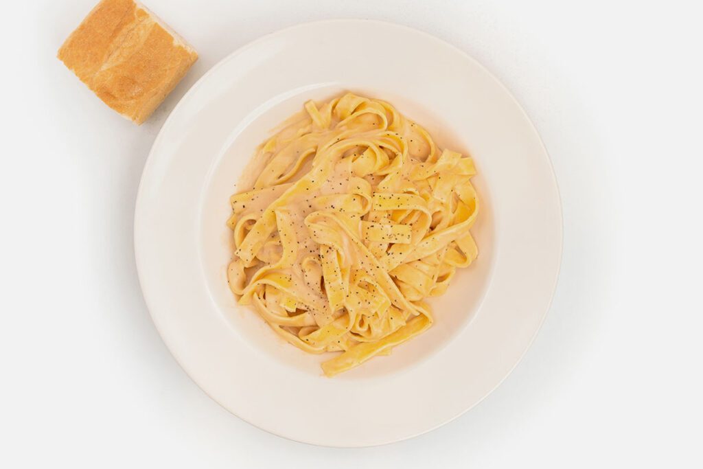 Fettuccini Alfredo Pasta Dish