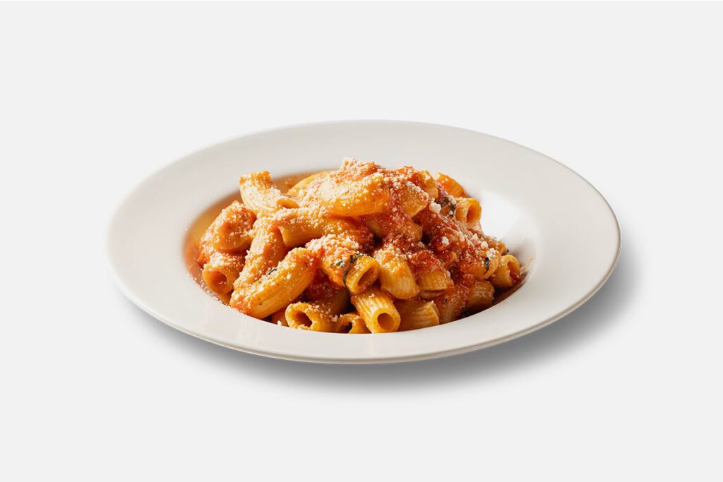Rigatoni pasta with Marinara sauce