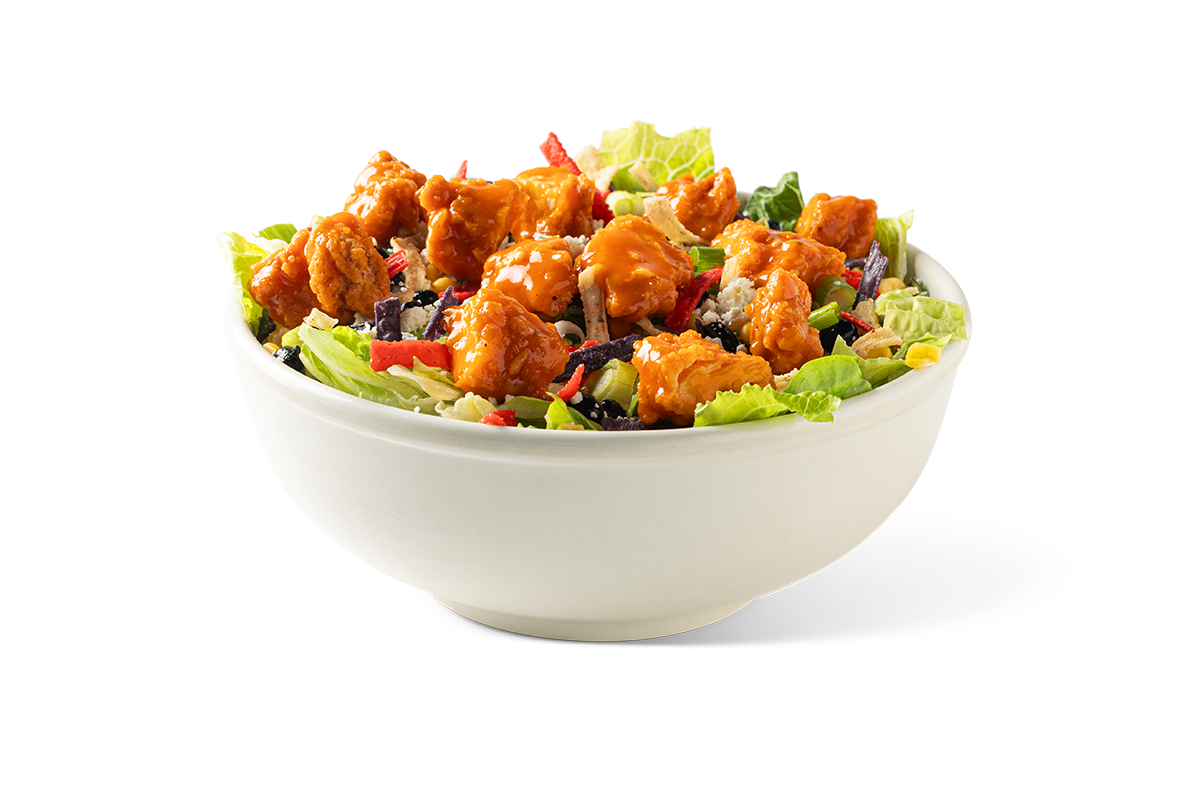 Spicy Chicken Ranch Salad at Buona restaurant in Itasca, Illinois